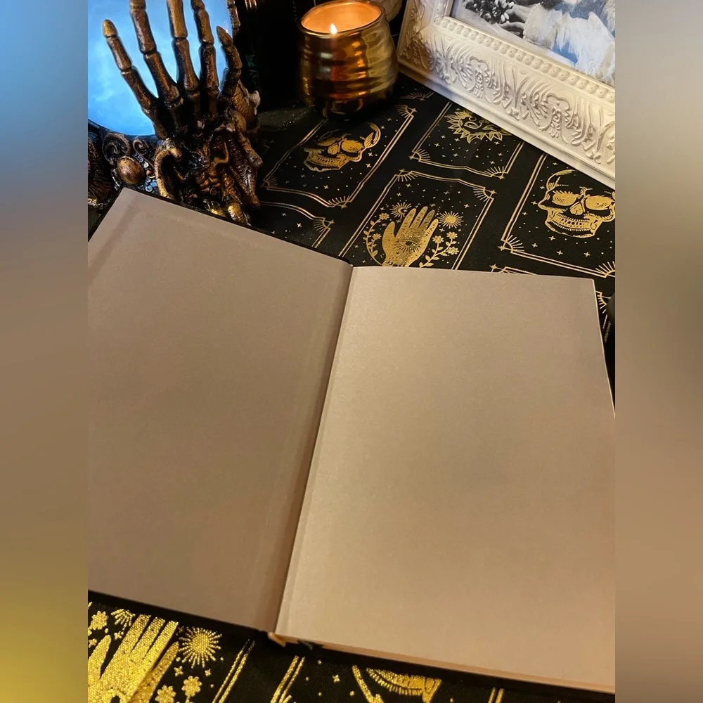 NWOT ECCOLO Black Velvet Covered CHARMED Journal
